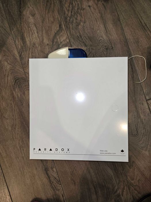 Охранная система Paradox