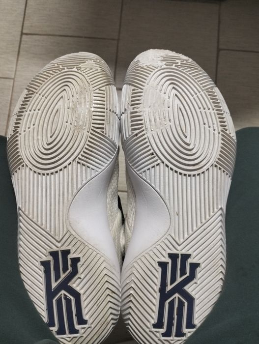 Nike Kyrie 2 USA