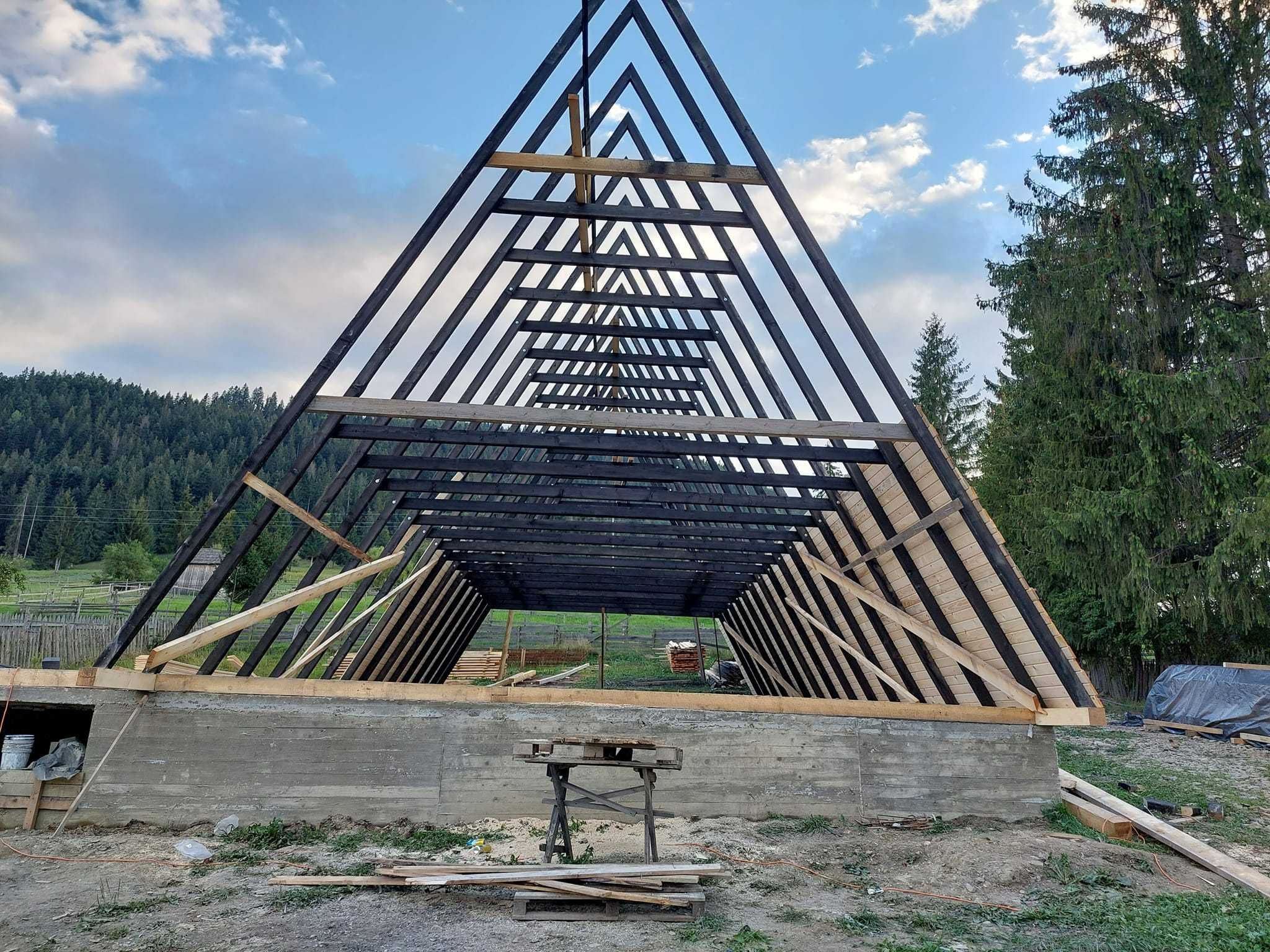 Cabana A Frame si casa din structura de lemn de vanzare