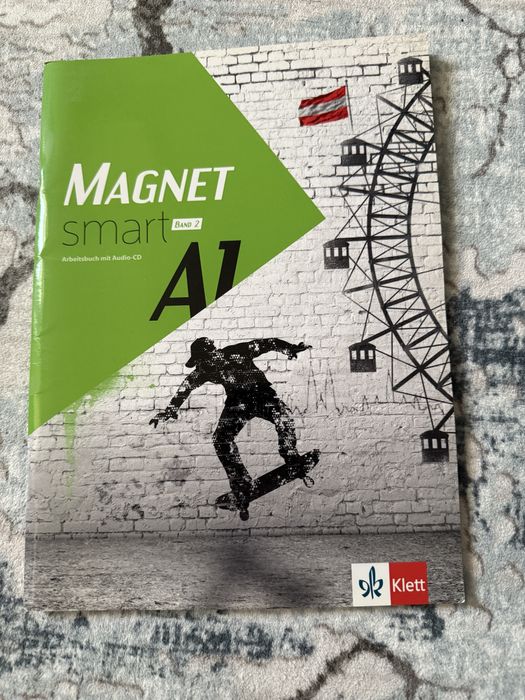 Продавам учебници по немски език и информатика