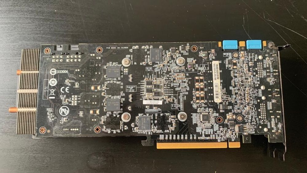 GIGABYTE GTX 970 GV-N970G1 GAMING-4GD Placa video gaming nVIDIA