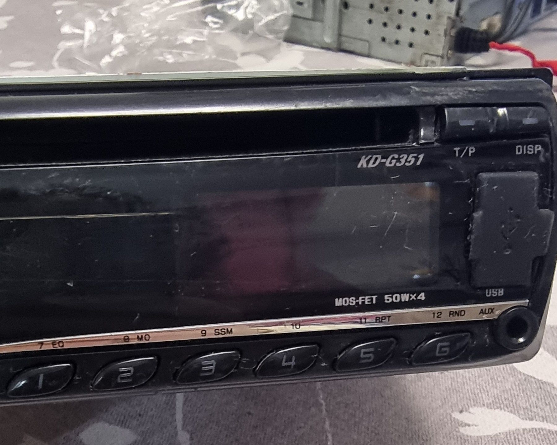 CD за кола JVC KD-G351 за части