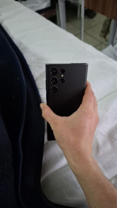 Schimb/Vand Samsung Galaxy S22 Ultra 5G