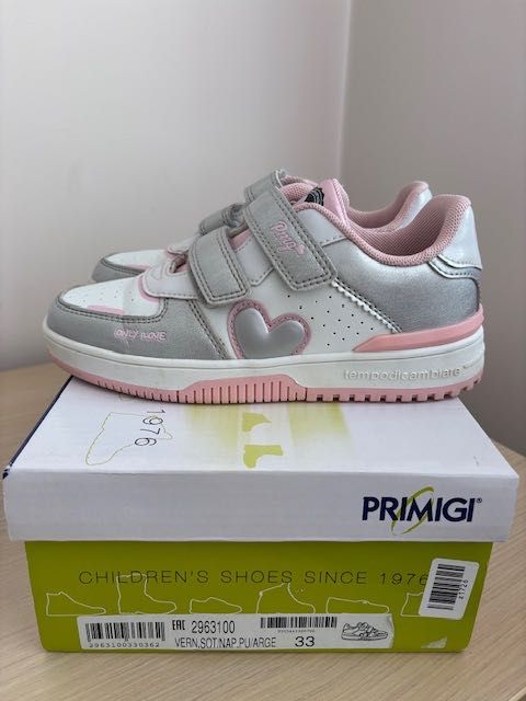 Сникърси Primigi, номер 33