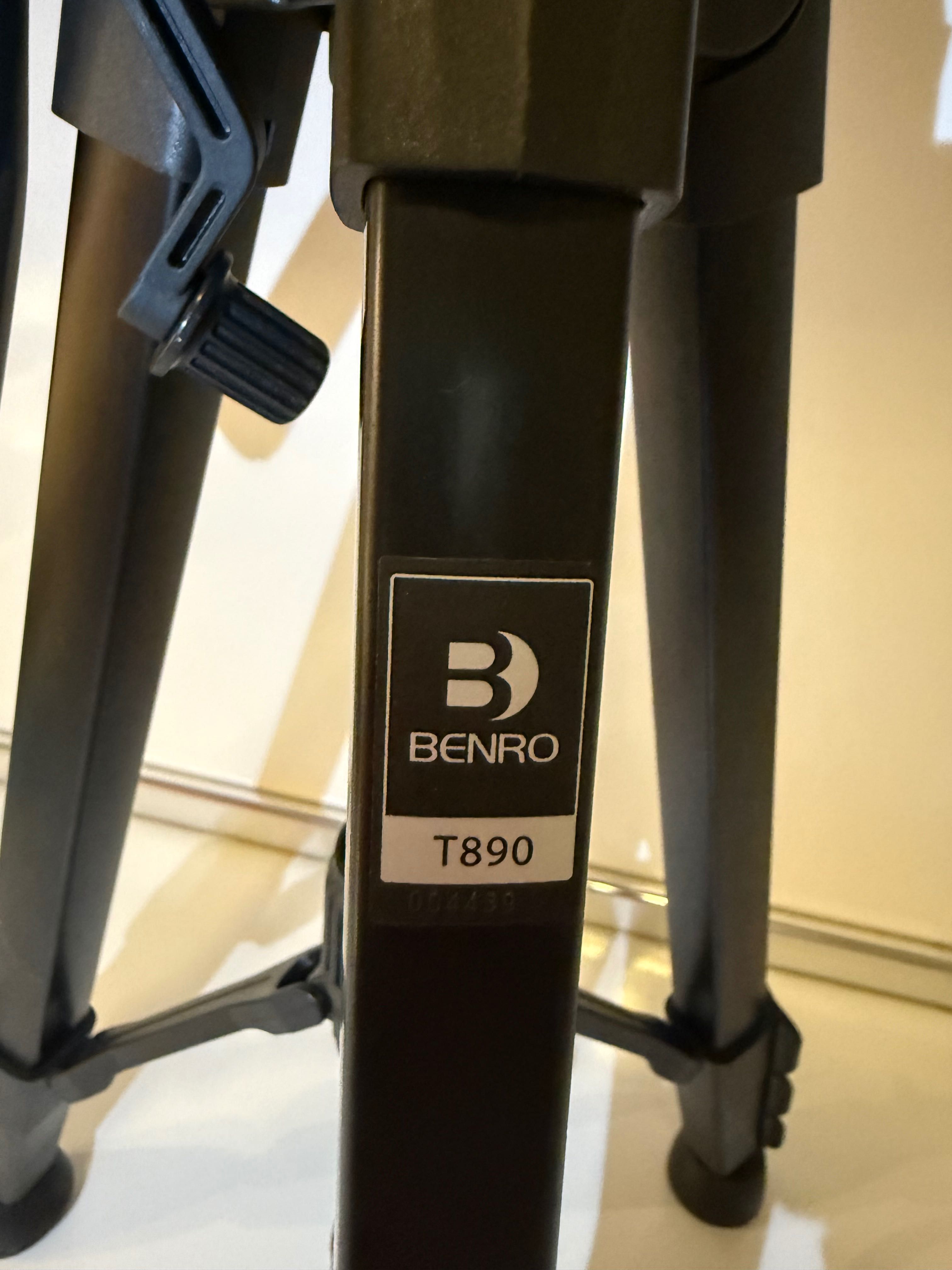 Алуминиев статив Benro T890 Photo Video Tripod Kit