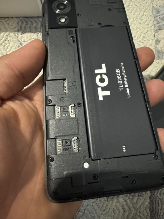Telefon nou TCL dual sim