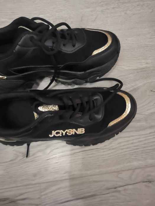 Маратонки размер 37