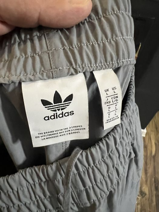 Adidas Originals size L