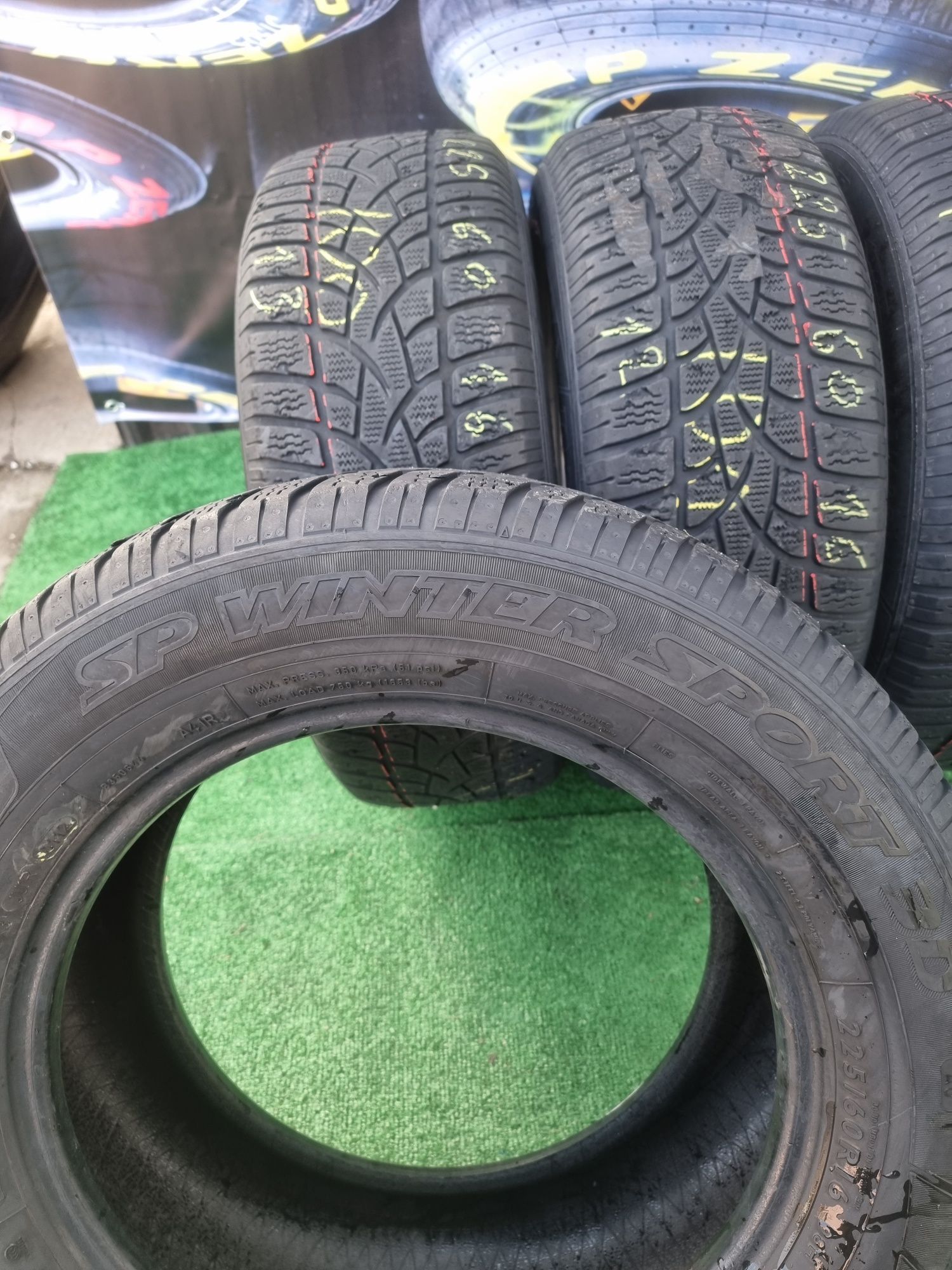 225.60.16 dunlop m+s doua buc