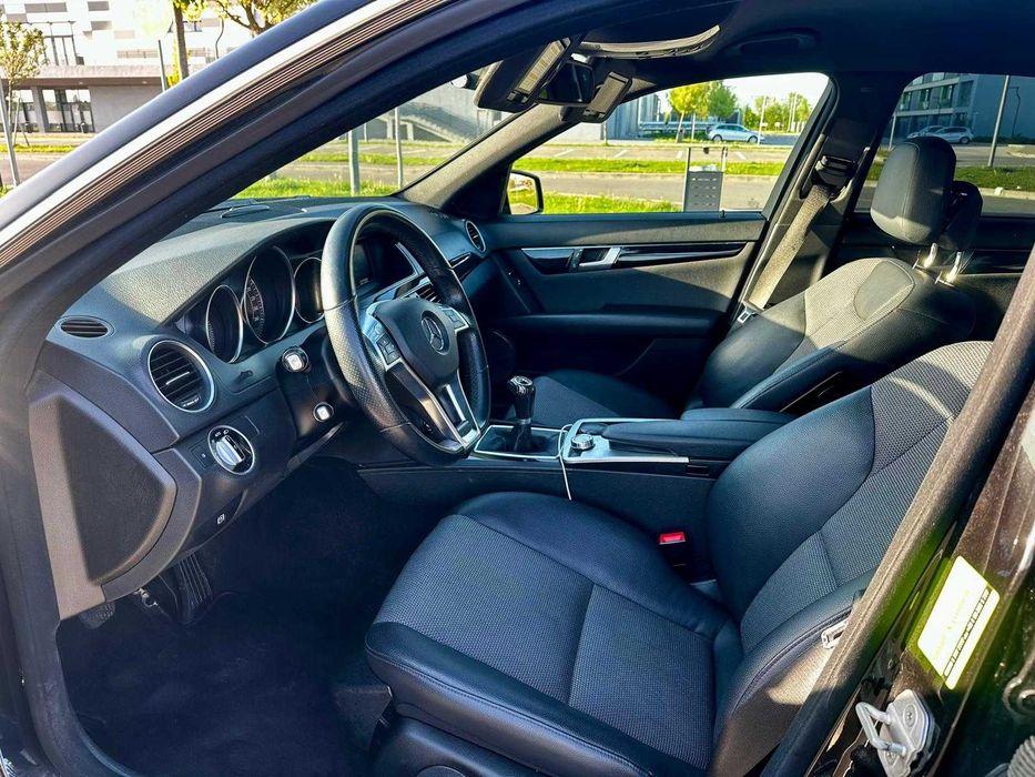 Mercedes C Class W204  ( C200 136Cp OM651) 2013
