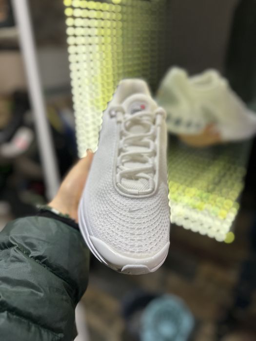 Nike DN/Prinde Oferta 4+1 Doar in magazinul fizic !