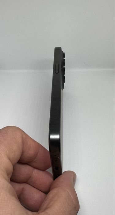 iPhone 15 Pro 128GB 100% батерия много добро състояние