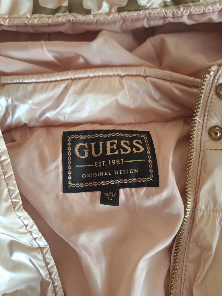 Guess  якета размер XS оригинални