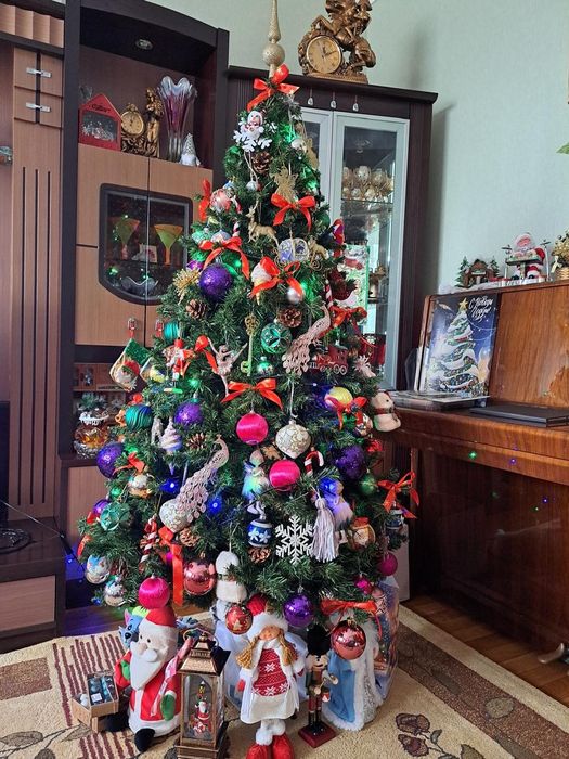 Продам Новогоднюю Ёлку