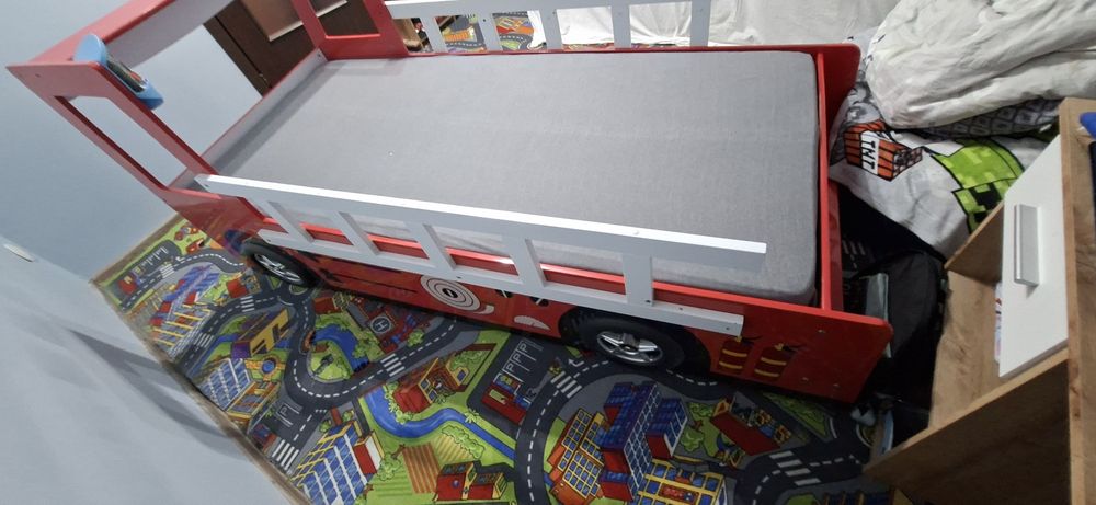 Pat  copii dormitor saltea  masina de pompieri