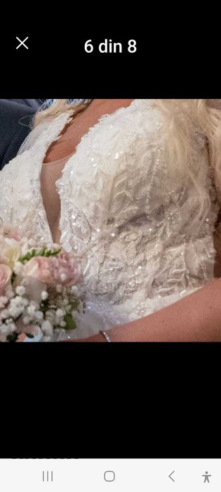 Rochie de mireasa superba