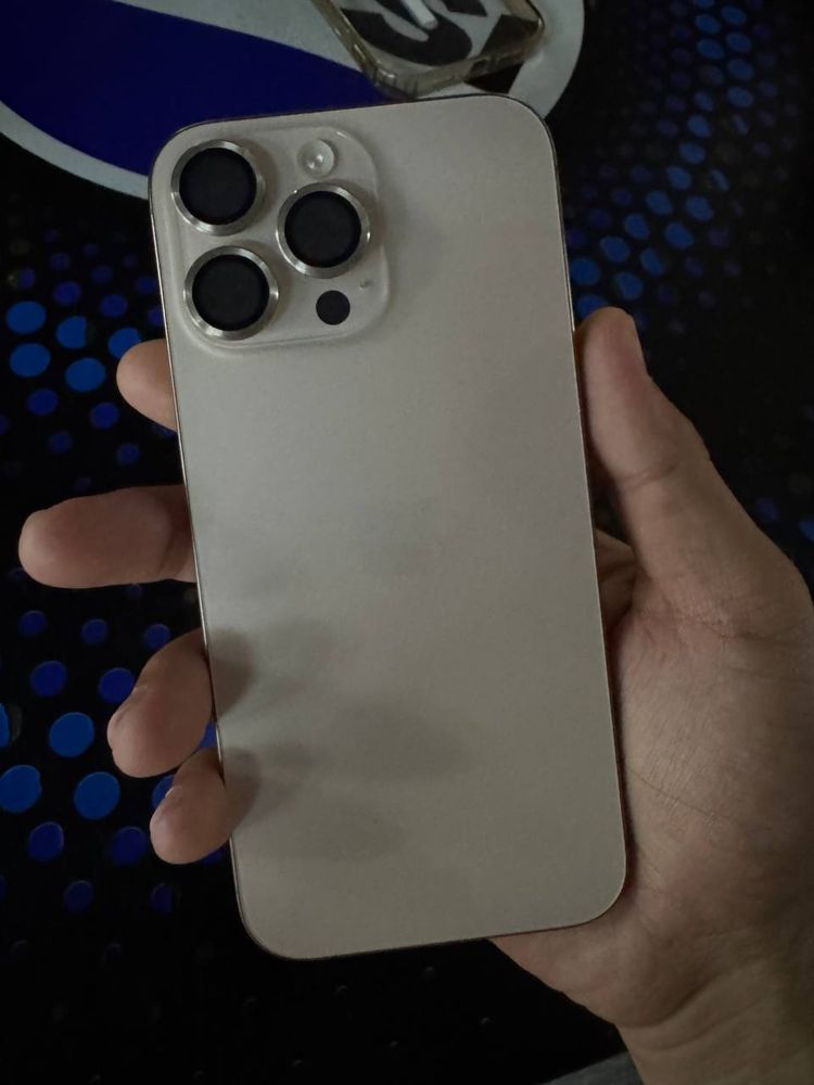 Iphone 16 pro max 100%