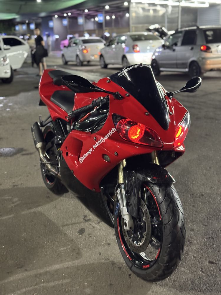 Motobike Yamaha R1