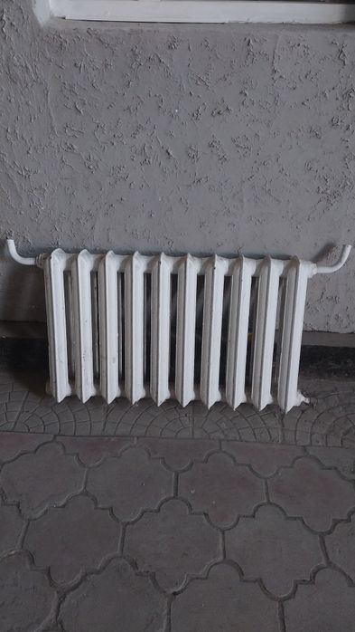 Продается чугунная Батарея