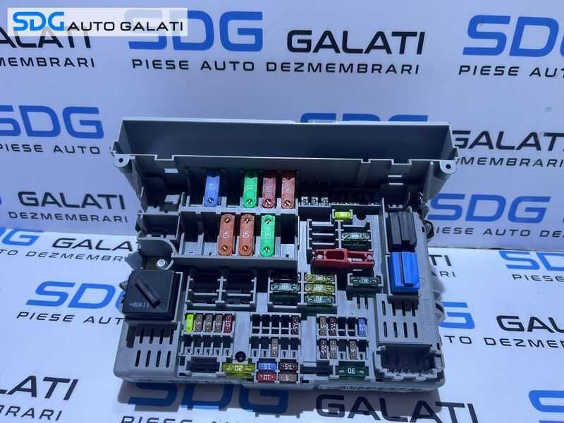 Panou Tablou Panou Relee Sigurante BMW Seria 3 E90 E91 2004 - 2011 Cod 6906607 690660703