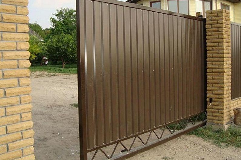 Executam garduri si porti ori ce model