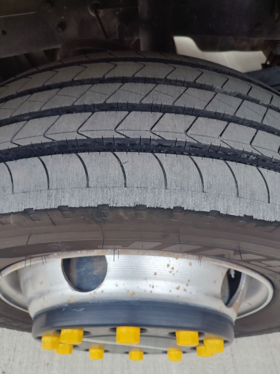Kamaz Yevro 4 sotiladi yili 2013 faqat galava sotiladi