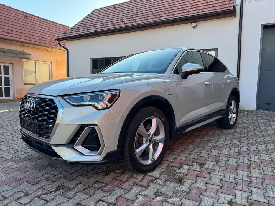 Audi Q3 Audi Q3 45 TFSI e S-tr. Sport