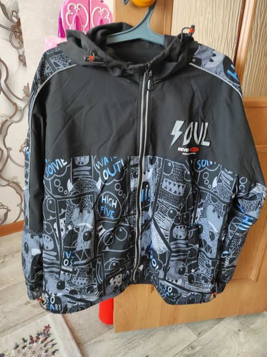 Продается куртка весенняя, Осенняя в отличном состоянии