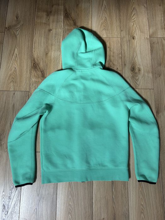 Trening nike tech verde