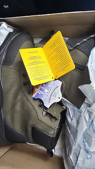 НОВЫЕ ботинки на мальчика 38 размер