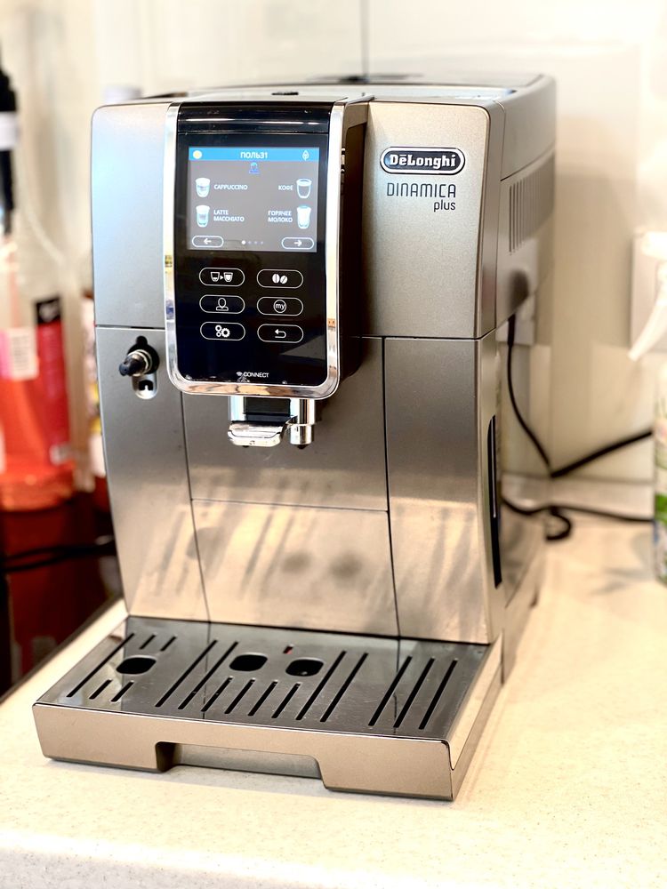 Кофе машина Delonghi