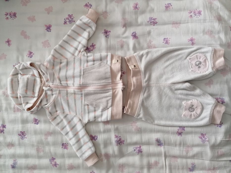 Плюшени комплектчета 2бр, размер 62-68см. 3-6месеца