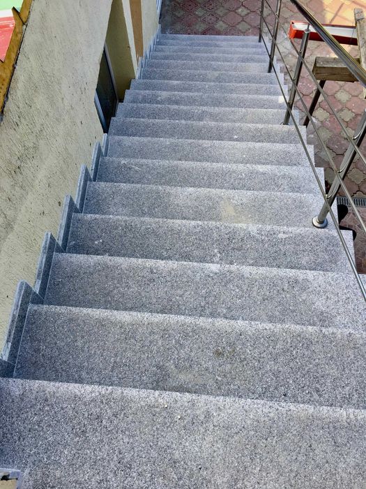 Granit pentru scari exterioare