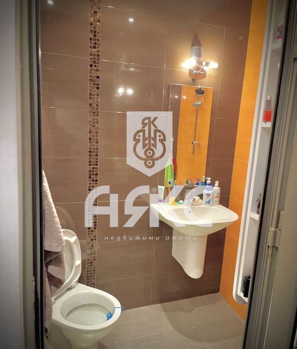 Продава се Двустаен апартамент в София, Красно село - 55 кв.м за 4346 €/кв.м - Снимка #6