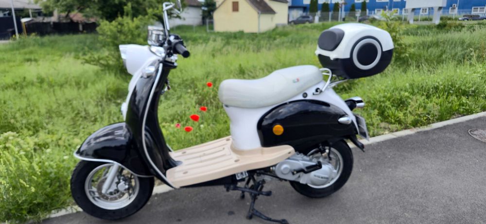 Scooter Nova Motors 49cc