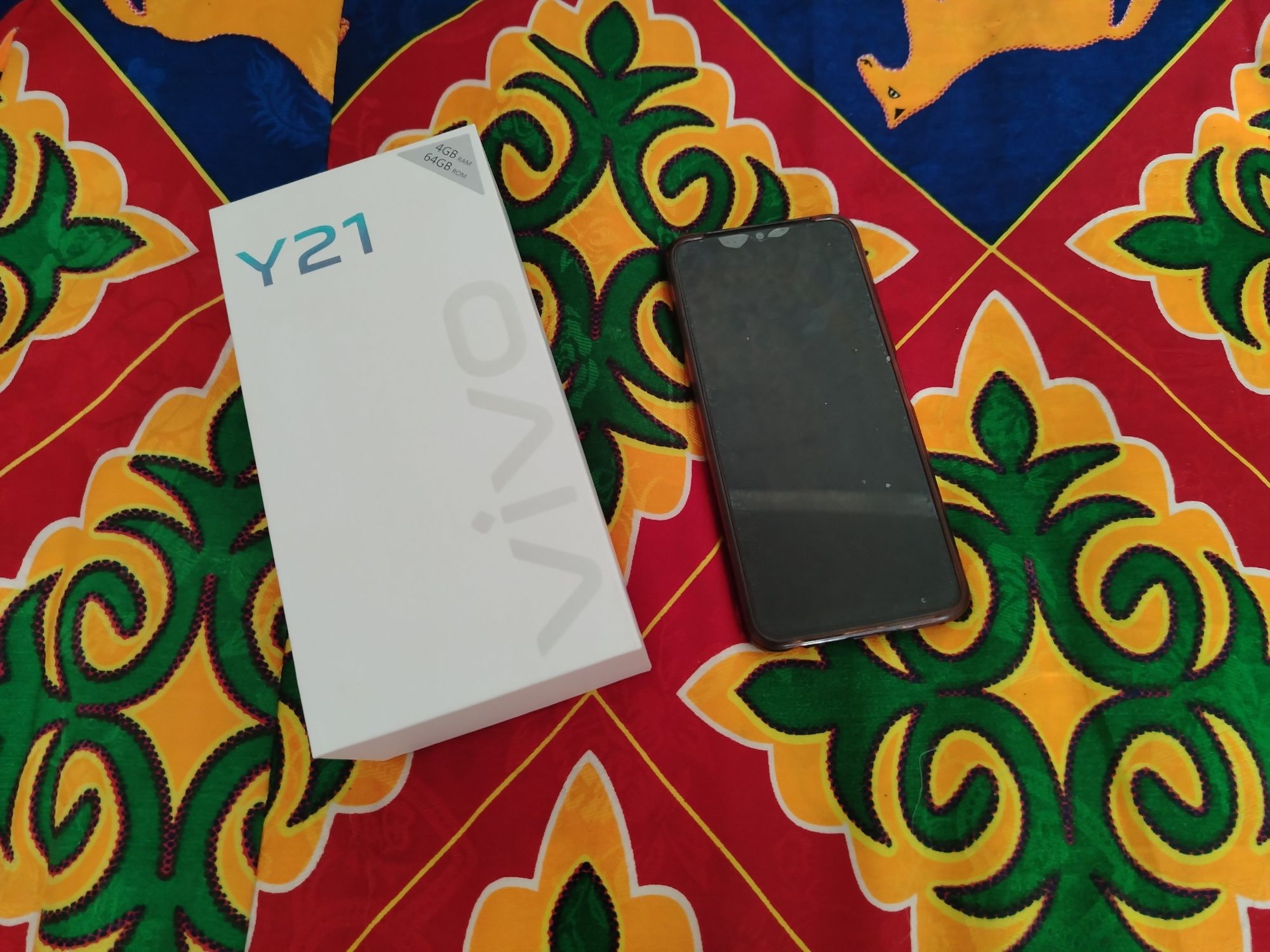 Продам смартфон vivo y21 в идеальном состоянии