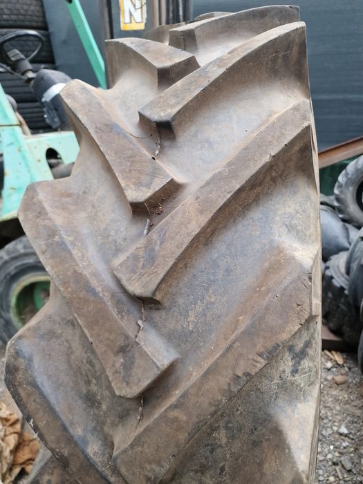 Anvelopă agri 14.9R28 marca Semperit