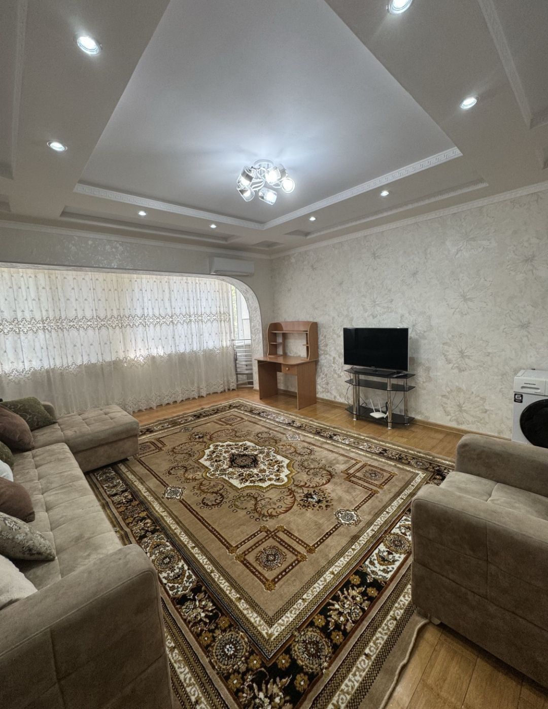 Arenda kvartira Yakkasaroy 2/2/9-600 $