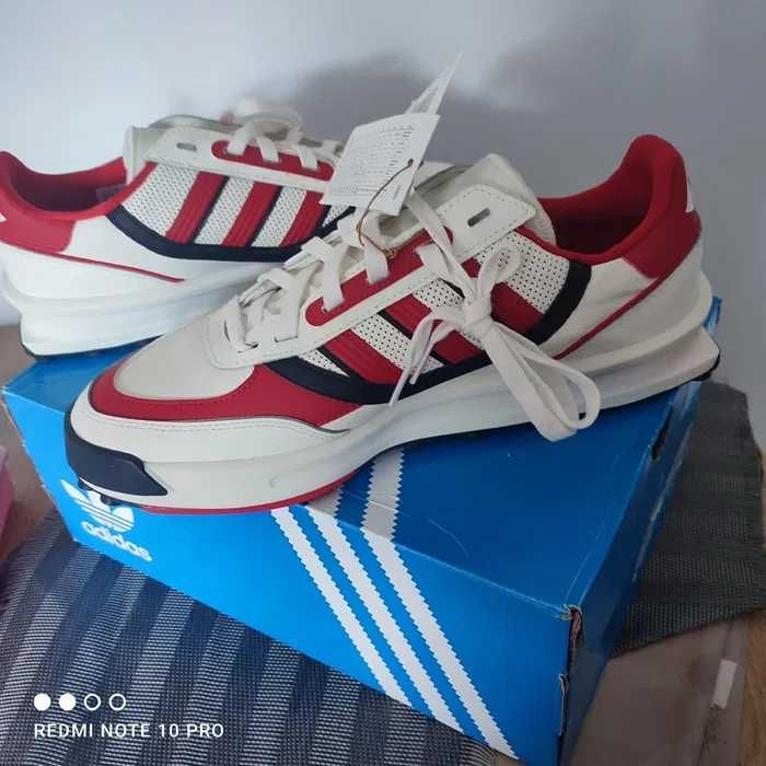 Оригинални кожени маратонки * ADIDAS ORIGINALS  ICT 22 * EU42 2/3