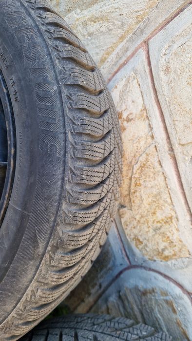 Джанти 15" 5х100  със зимни гуми 185 60 15 vw polo