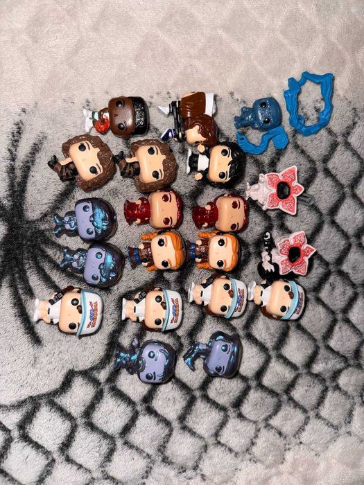 Продам/обменяю игрушки Очень странные дела