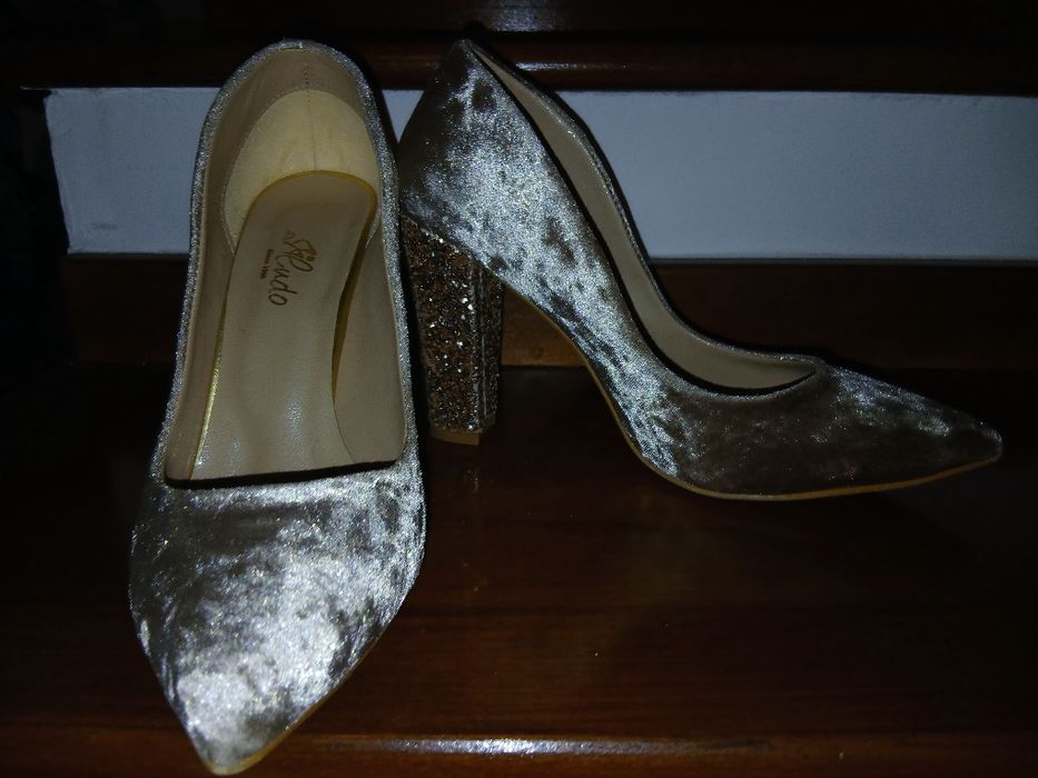 Pantofi de damă cu toc