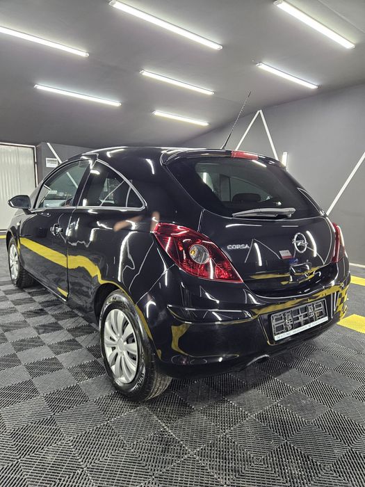 Vad  opel corsa din 2010