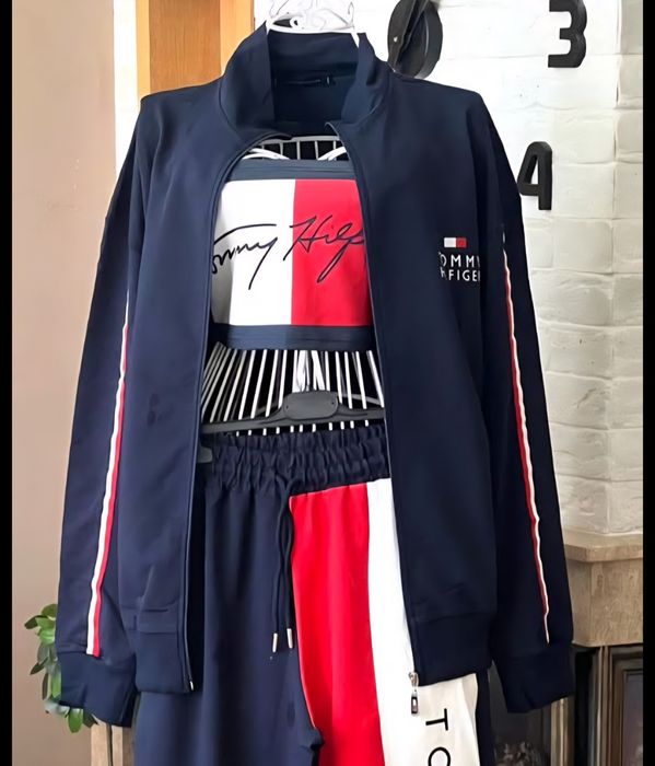 Дамски спортен екип /М размер/