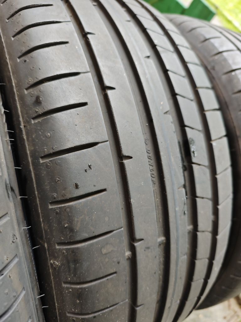 Летни гуми DUNLOP 215/45/17