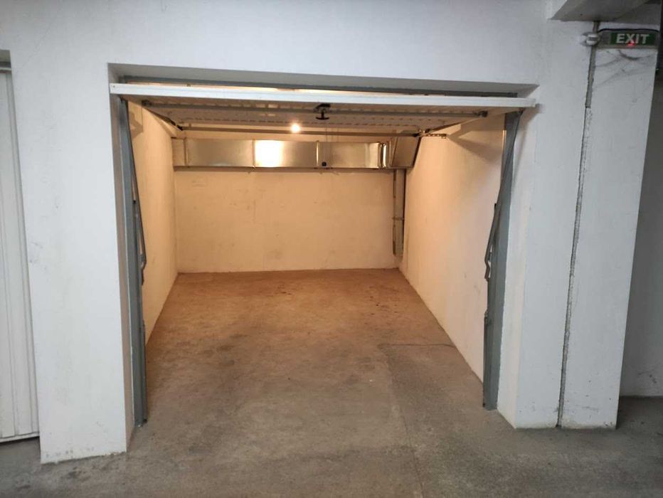 Продавам Гараж град София, Овча купел, ул. Любляна 11