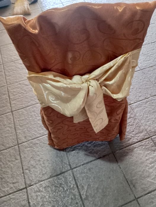Huse scaune 30 de lei bucata