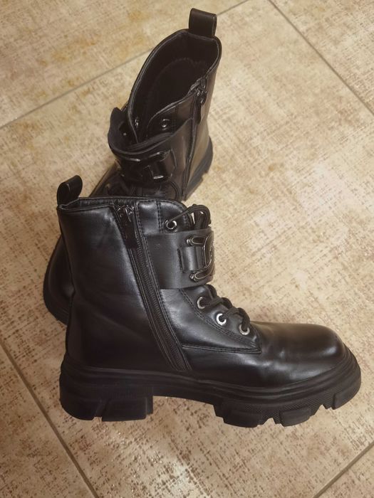 Ботуши за момиче 36 н