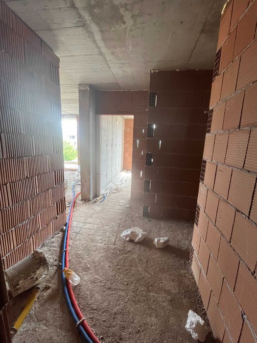 Продава се Тристаен апартамент в Пловдив, Остромила - 115 кв.м за 905 €/кв.м - Снимка #3