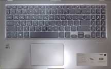 Asus core i7  holati ideal yengidek